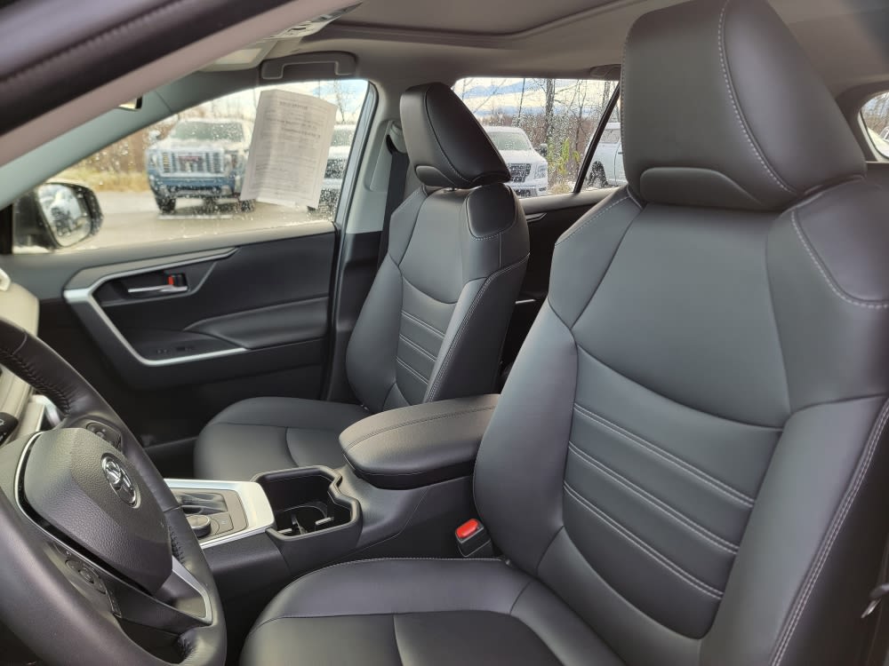 Thumbnail: 2024 Toyota RAV4 - 9