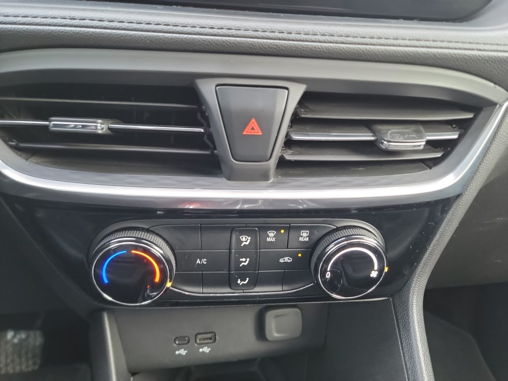 Thumbnail: 2024 Buick Encore GX - 24