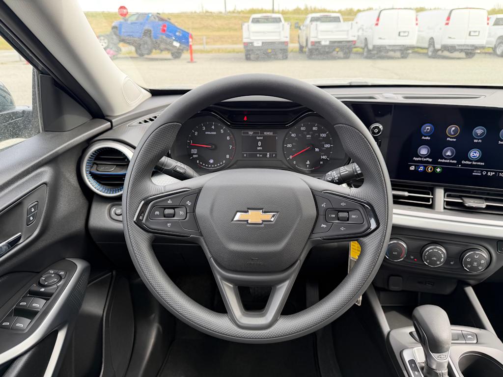 Thumbnail: 2026 Chevrolet Trax - 2