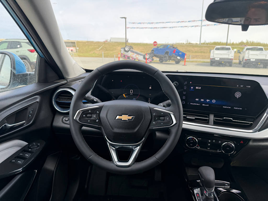 Thumbnail: 2026 Chevrolet Trax - 2