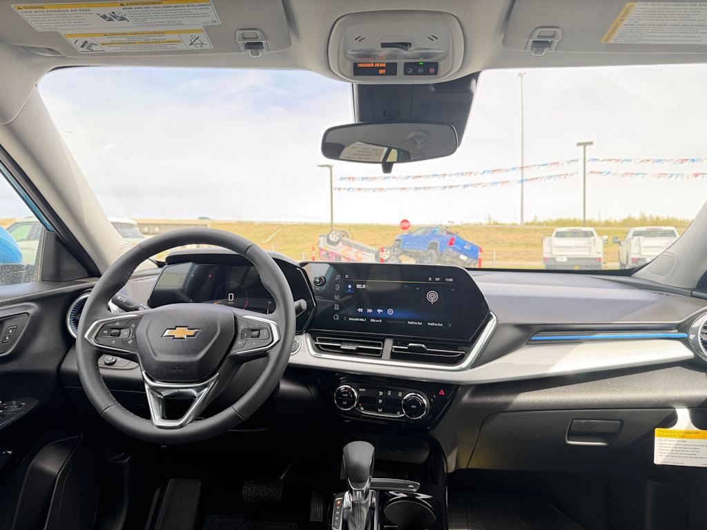 Thumbnail: 2026 Chevrolet Trax - 8