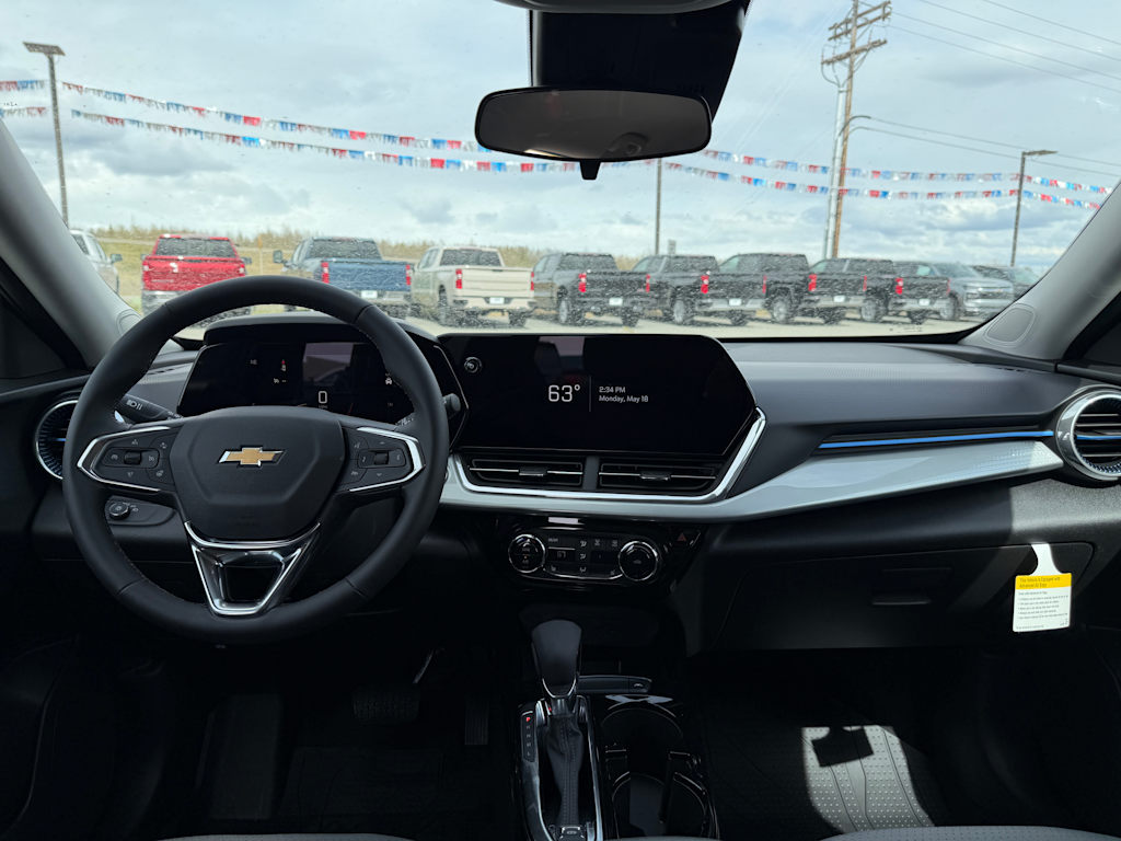 Thumbnail: 2026 Chevrolet Trax - 8