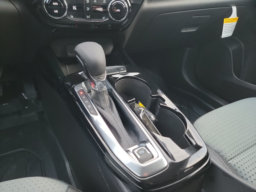 Thumbnail: 2026 Chevrolet Trax - 14