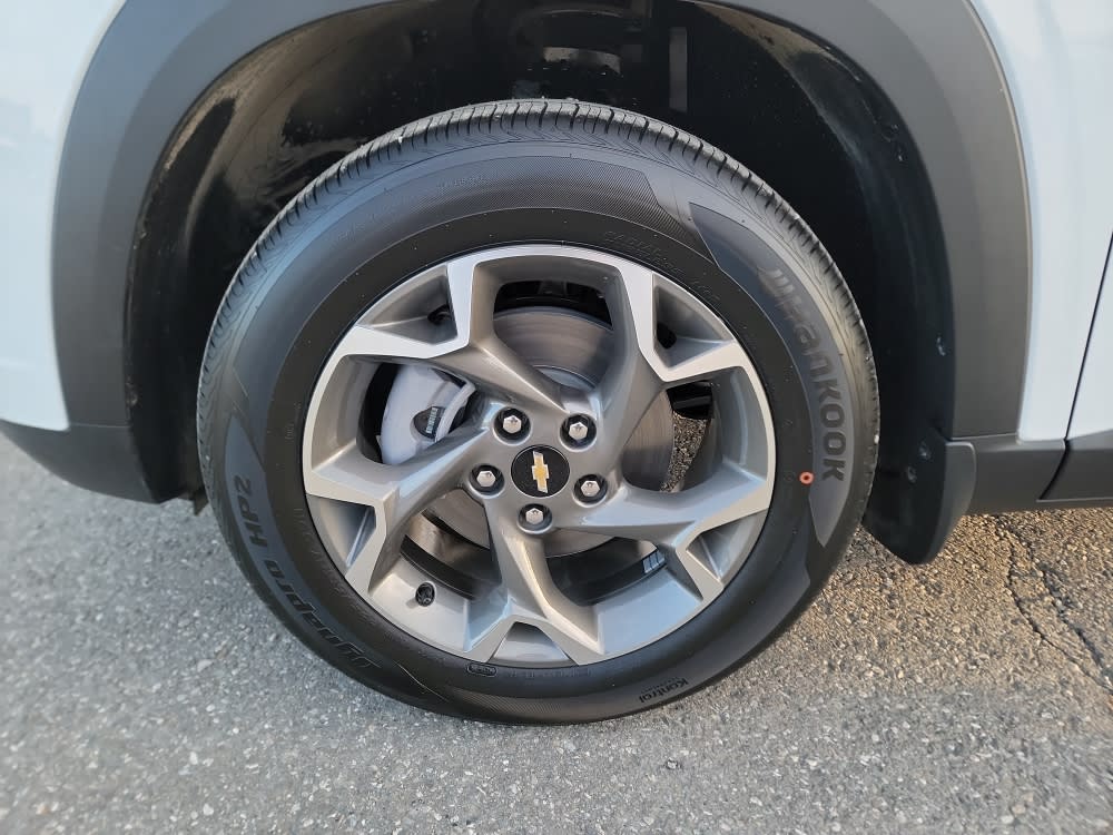 Thumbnail: 2026 Chevrolet Trax - 7