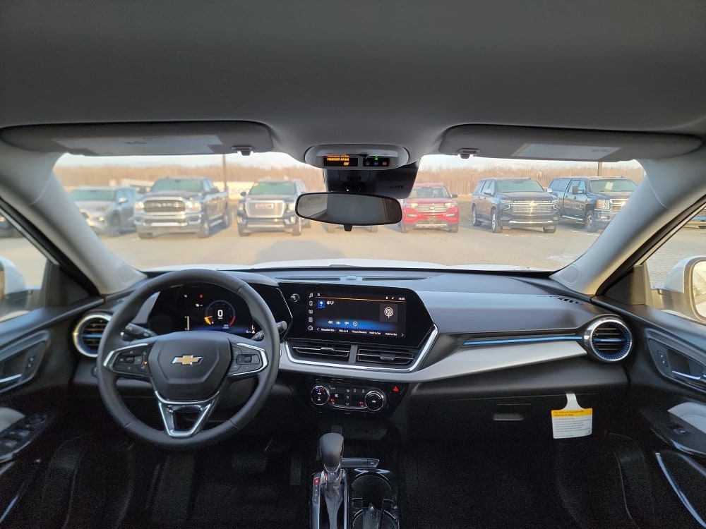 Thumbnail: 2026 Chevrolet Trax - 8