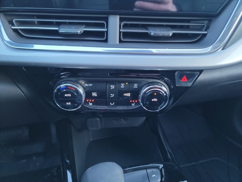 Thumbnail: 2026 Chevrolet Trax - 23