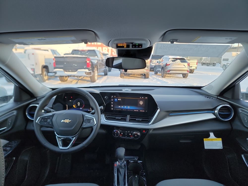 Thumbnail: 2026 Chevrolet Trax - 8