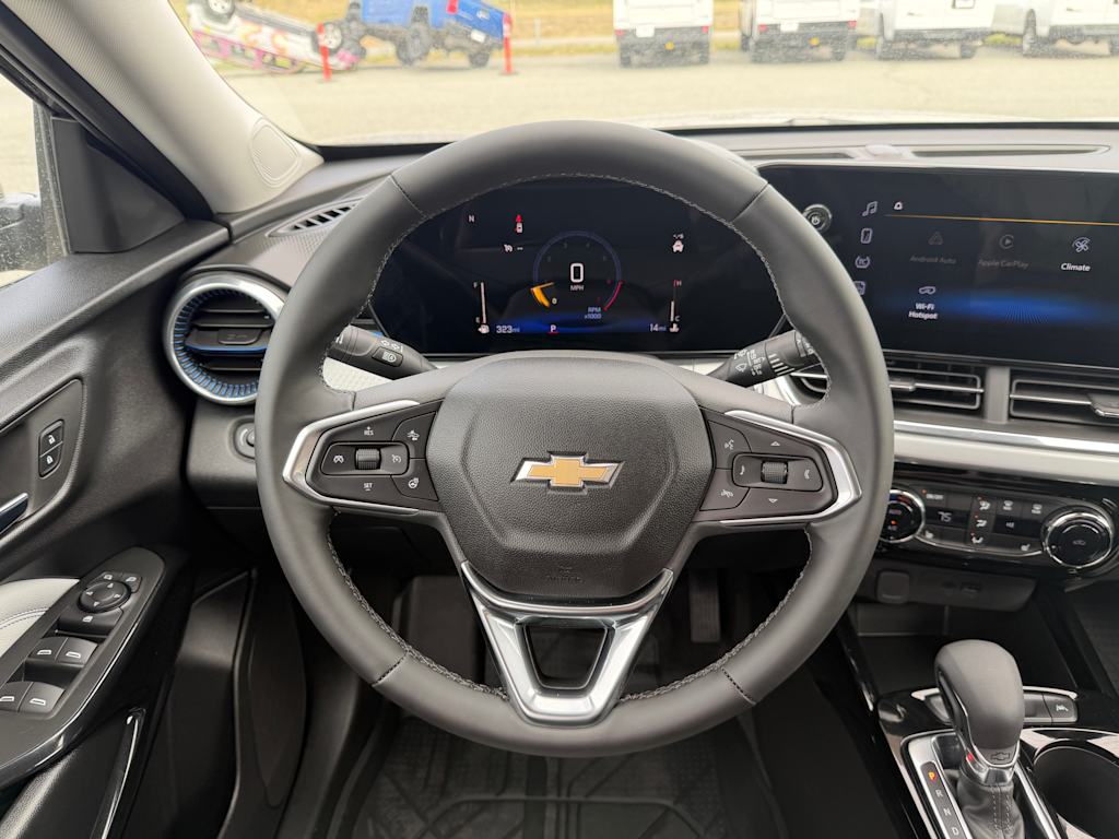 Thumbnail: 2026 Chevrolet Trax - 2