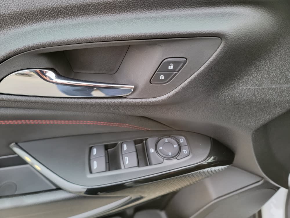 Thumbnail: 2026 Chevrolet Trax - 23