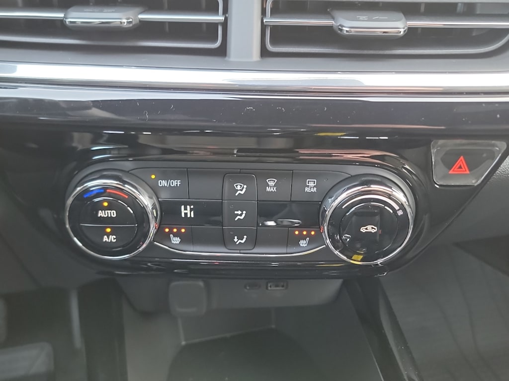 Thumbnail: 2026 Chevrolet Trax - 24