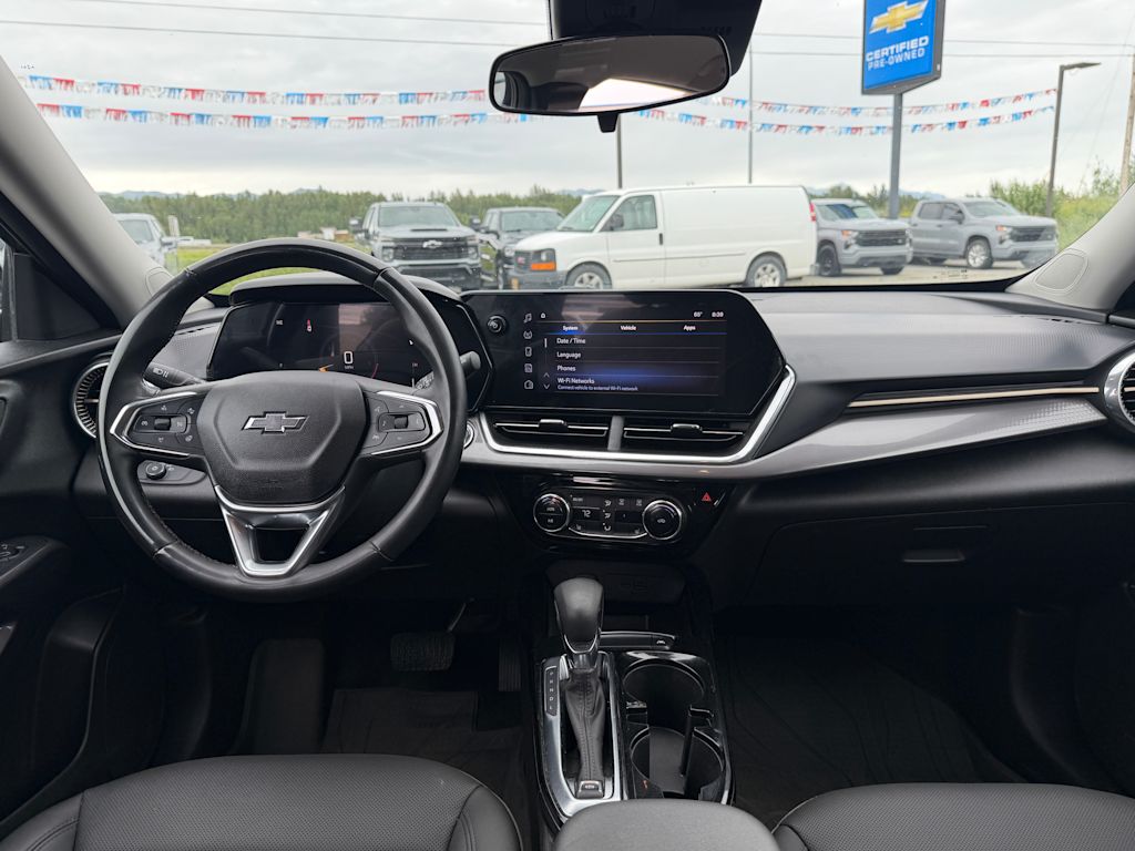 Thumbnail: 2024 Chevrolet Trax - 8