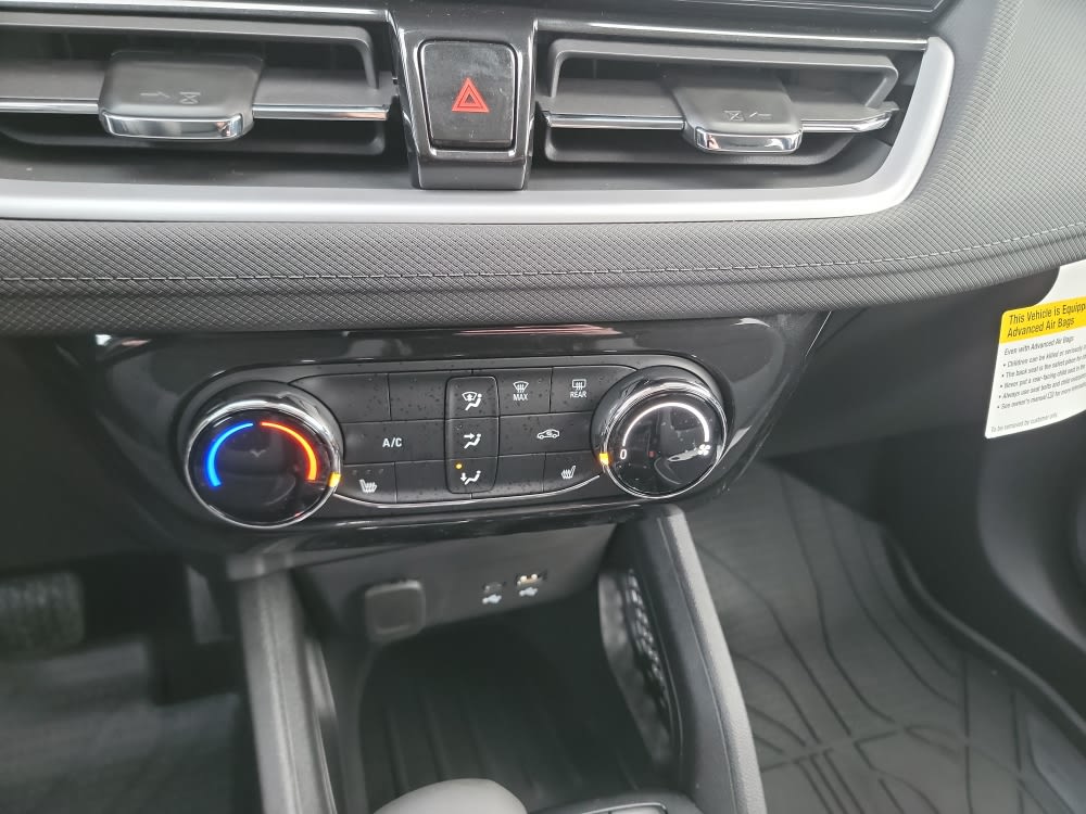 Thumbnail: 2026 Chevrolet TrailBlazer - 24