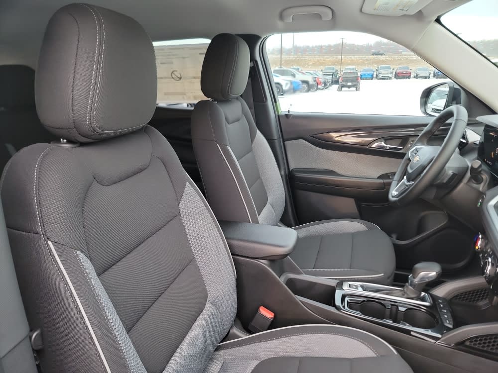 Thumbnail: 2026 Chevrolet TrailBlazer - 11