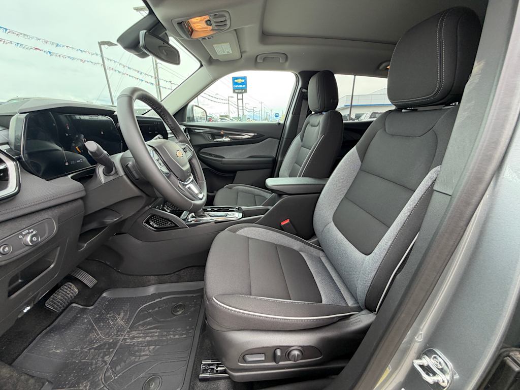 Thumbnail: 2026 Chevrolet TrailBlazer - 9