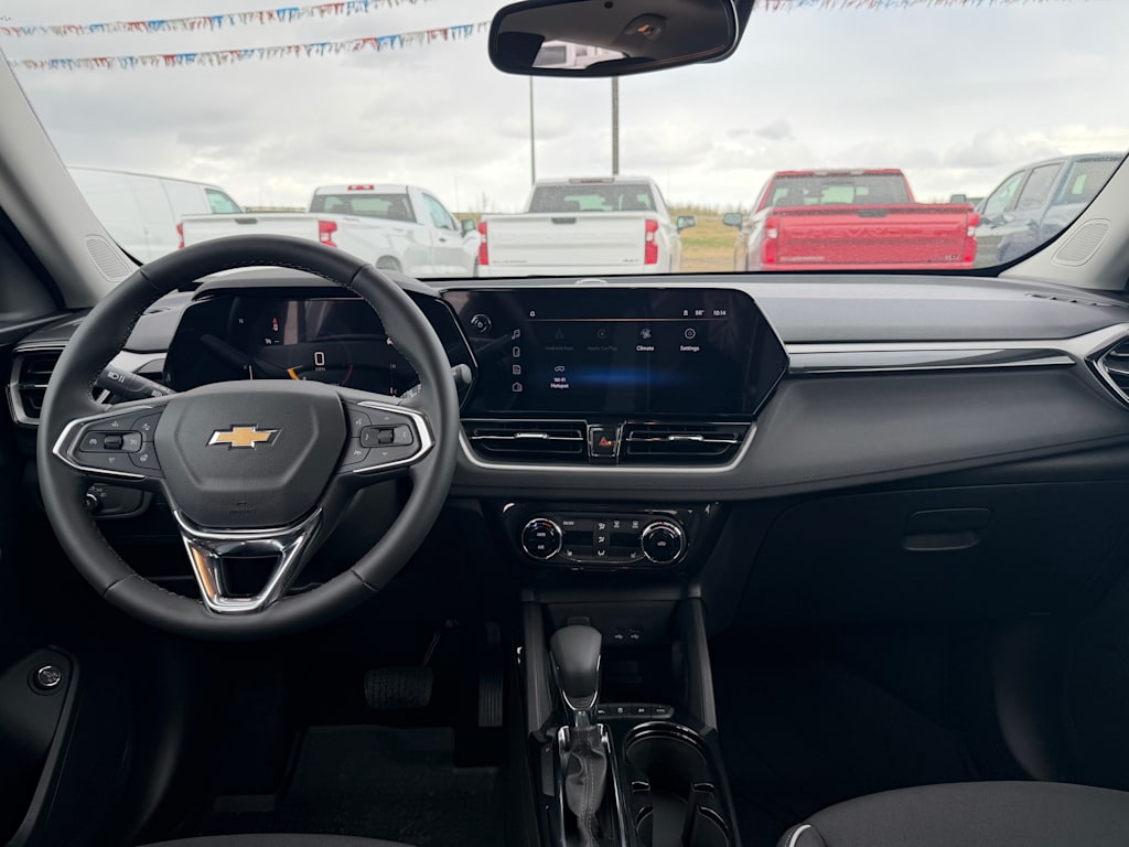 Thumbnail: 2026 Chevrolet TrailBlazer - 8