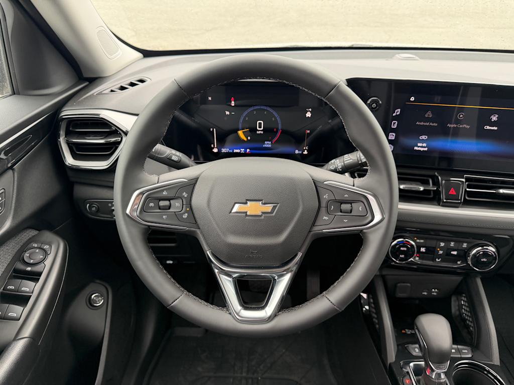 Thumbnail: 2026 Chevrolet TrailBlazer - 2