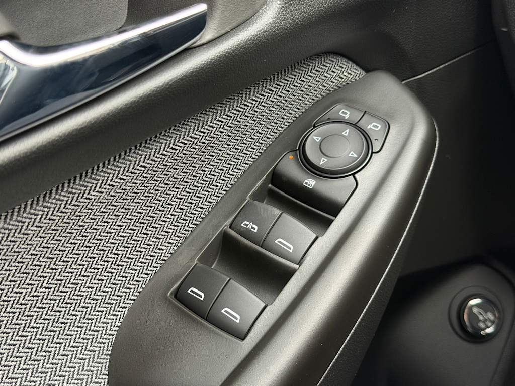 Thumbnail: 2026 Chevrolet TrailBlazer - 15