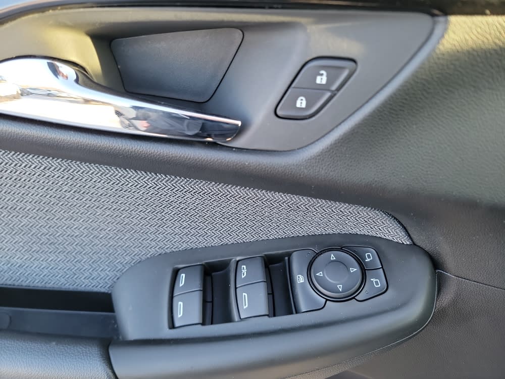 Thumbnail: 2026 Chevrolet TrailBlazer - 21