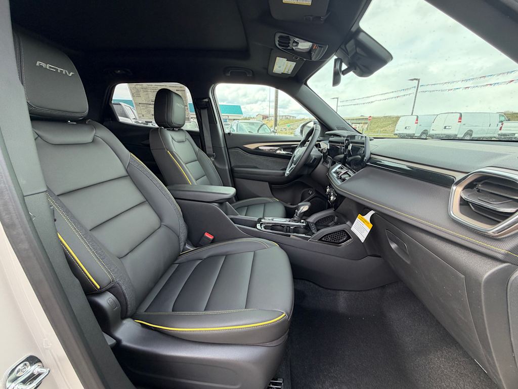 Thumbnail: 2026 Chevrolet TrailBlazer - 10