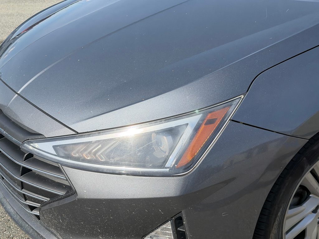 Thumbnail: 2019 Hyundai Elantra - 15