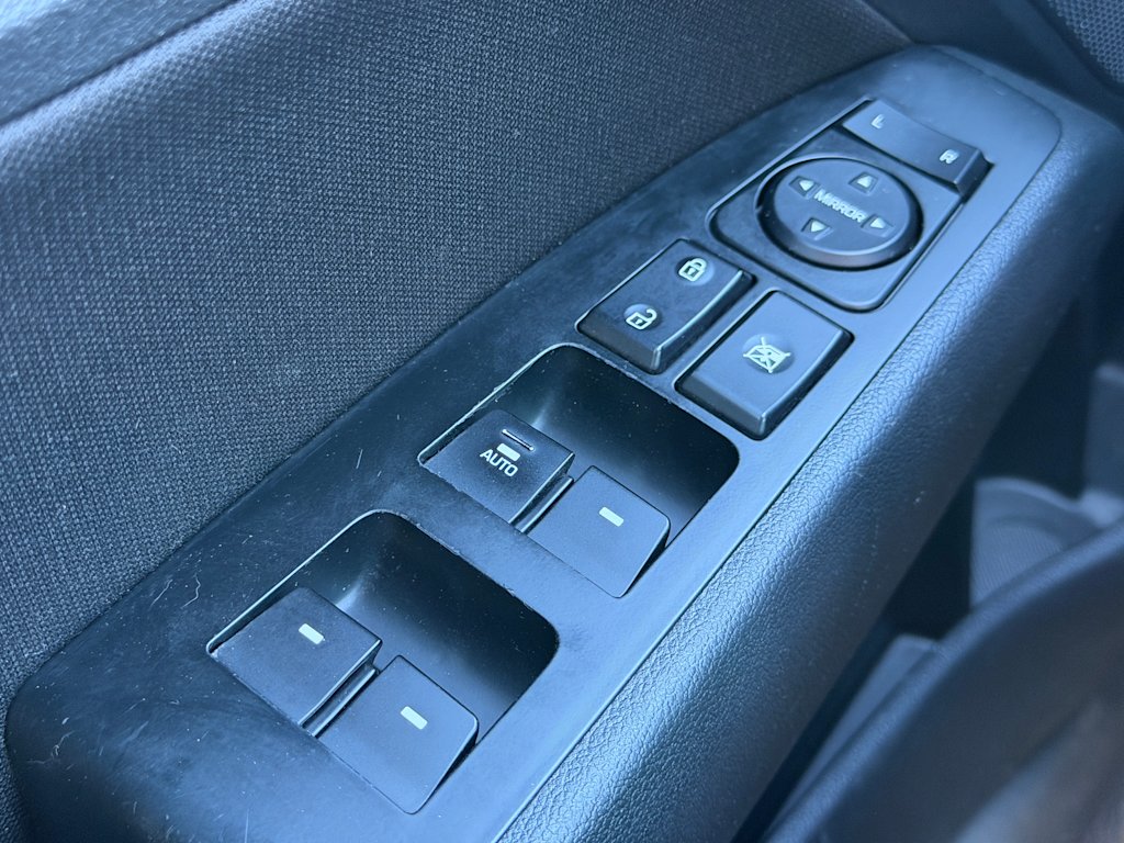Thumbnail: 2019 Hyundai Elantra - 15
