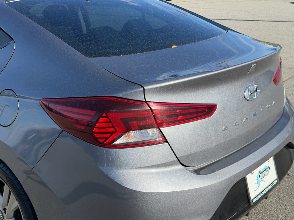 Thumbnail: 2019 Hyundai Elantra - 21