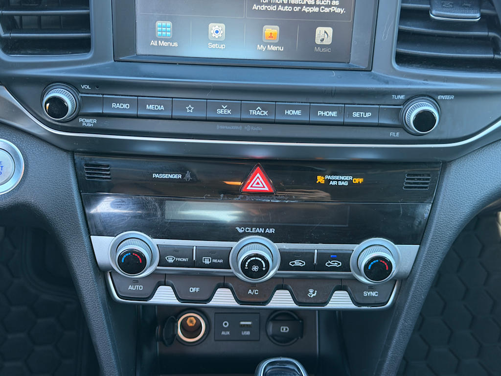 Thumbnail: 2019 Hyundai Elantra - 23