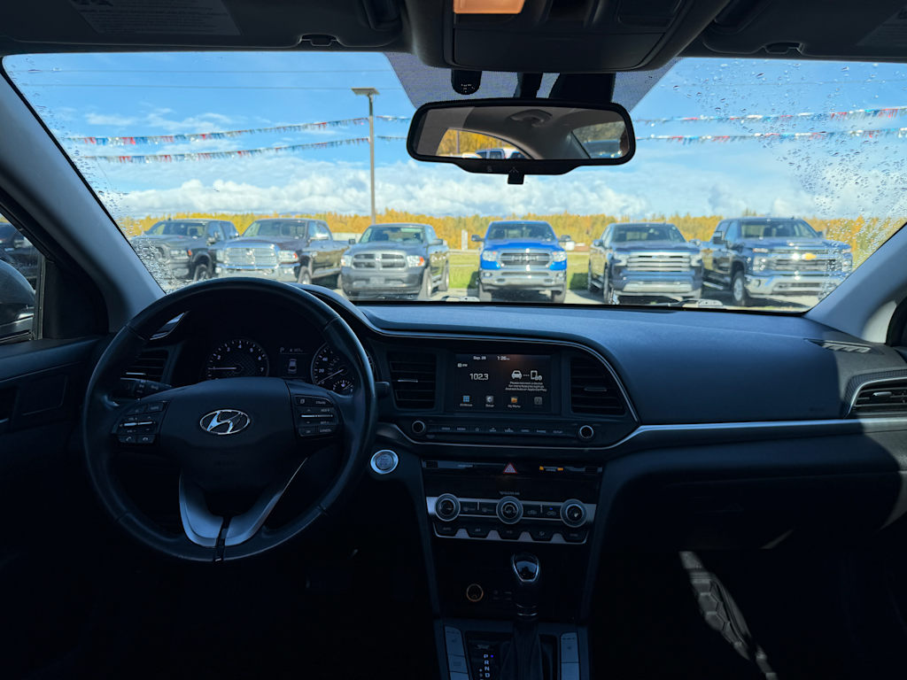 Thumbnail: 2019 Hyundai Elantra - 8