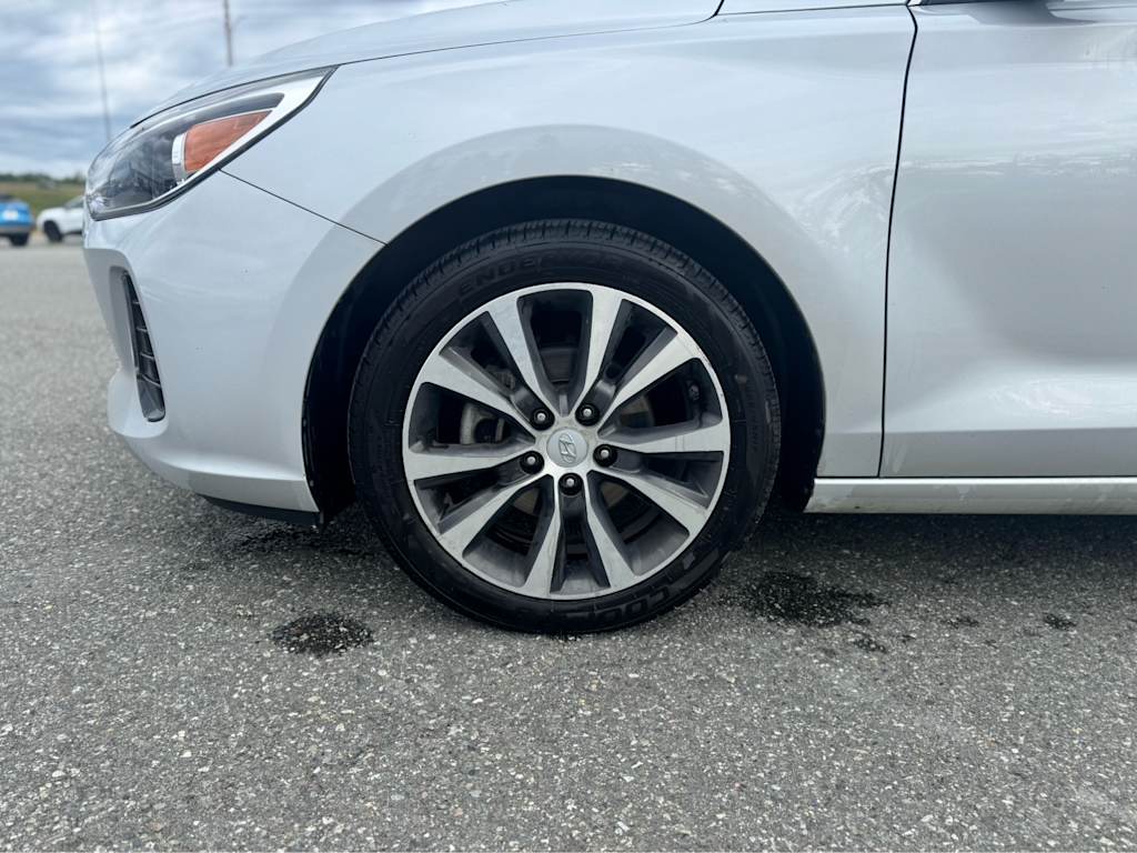 Thumbnail: 2019 Hyundai Elantra - 6