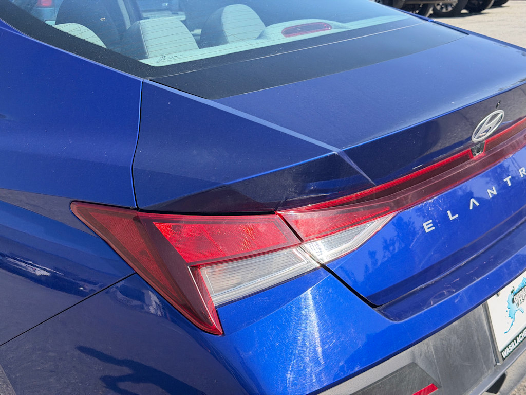 Thumbnail: 2024 Hyundai Elantra - 12