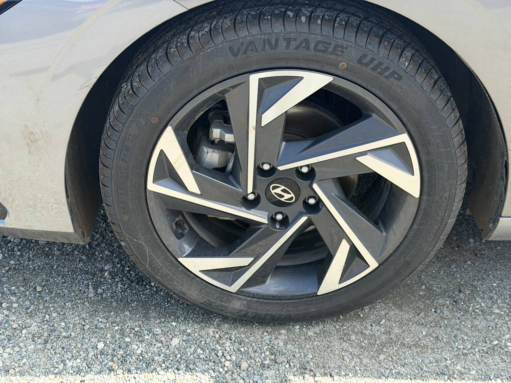 Thumbnail: 2024 Hyundai Elantra - 13