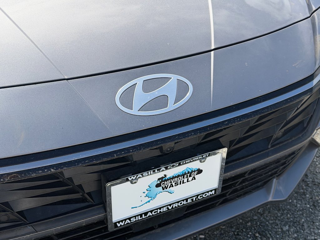 Thumbnail: 2024 Hyundai Elantra - 16