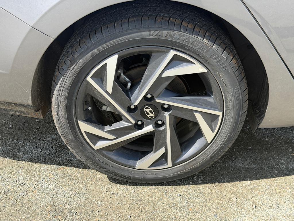 Thumbnail: 2024 Hyundai Elantra - 20