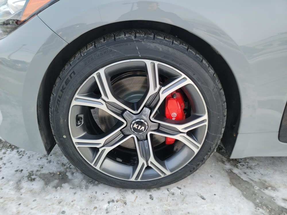 Thumbnail: 2018 Kia Stinger - 8