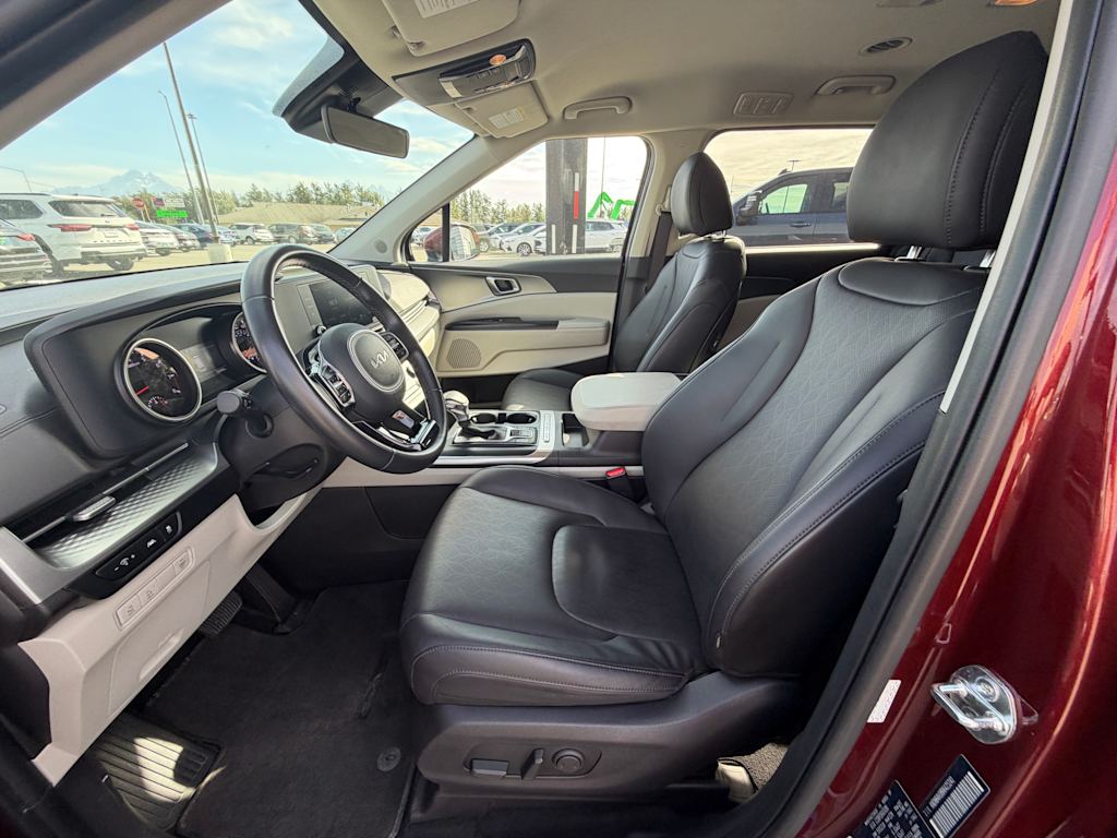 Thumbnail: 2024 Kia Carnival - 8