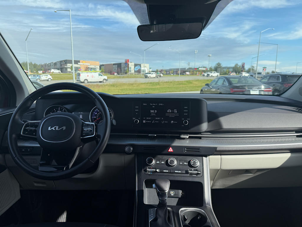 Thumbnail: 2024 Kia Carnival - 7