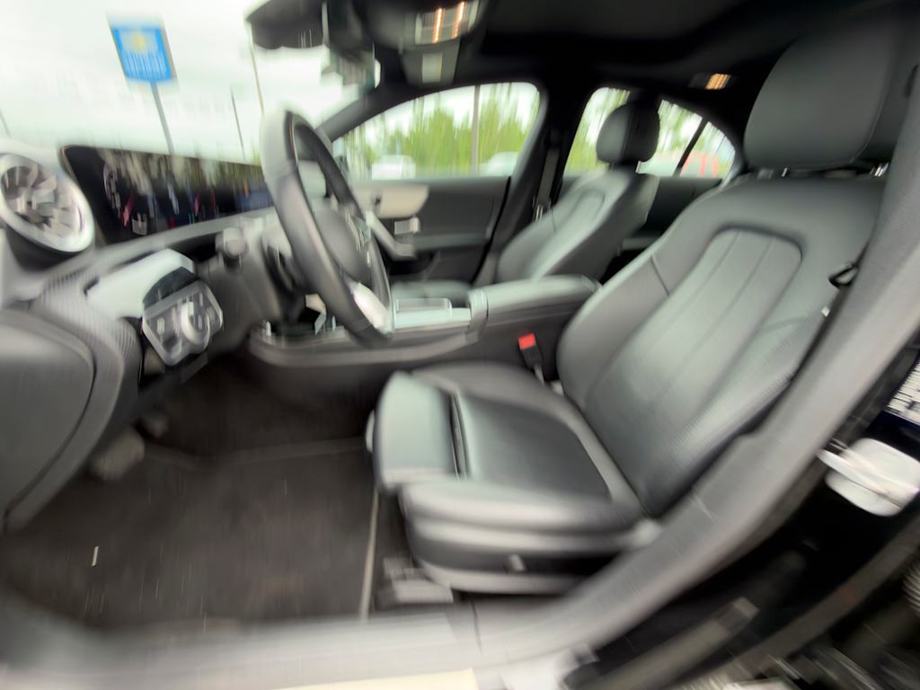 Thumbnail: 2025 Mercedes-Benz CLA - 8