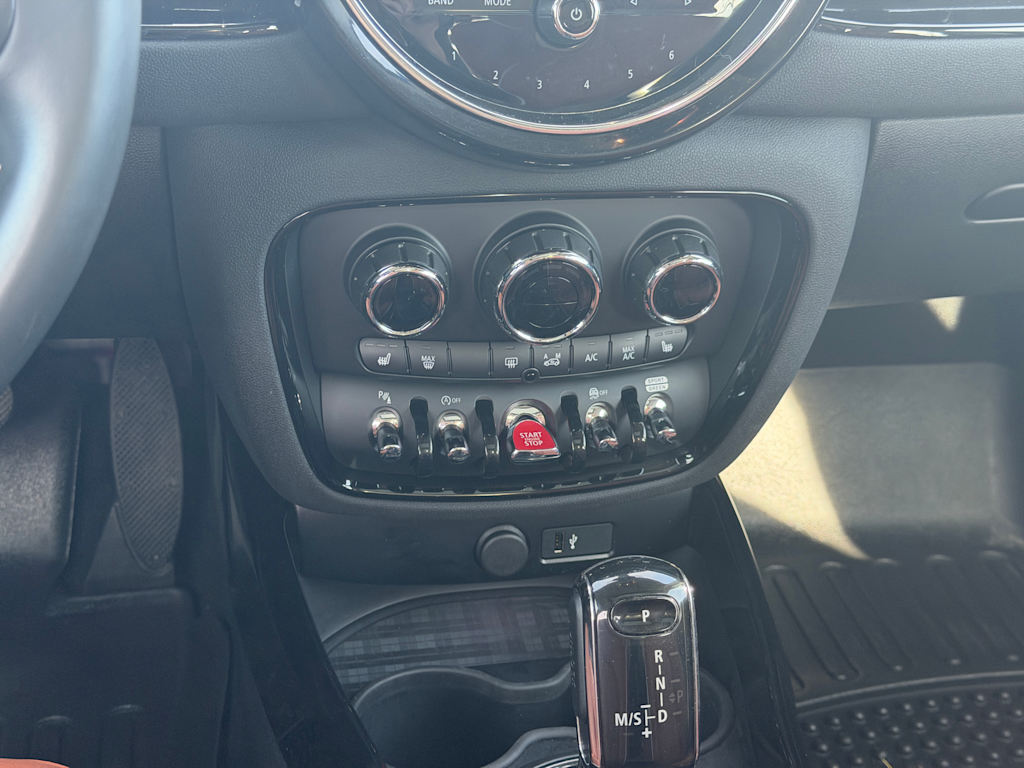 Thumbnail: 2023 MINI Cooper Clubman - 23