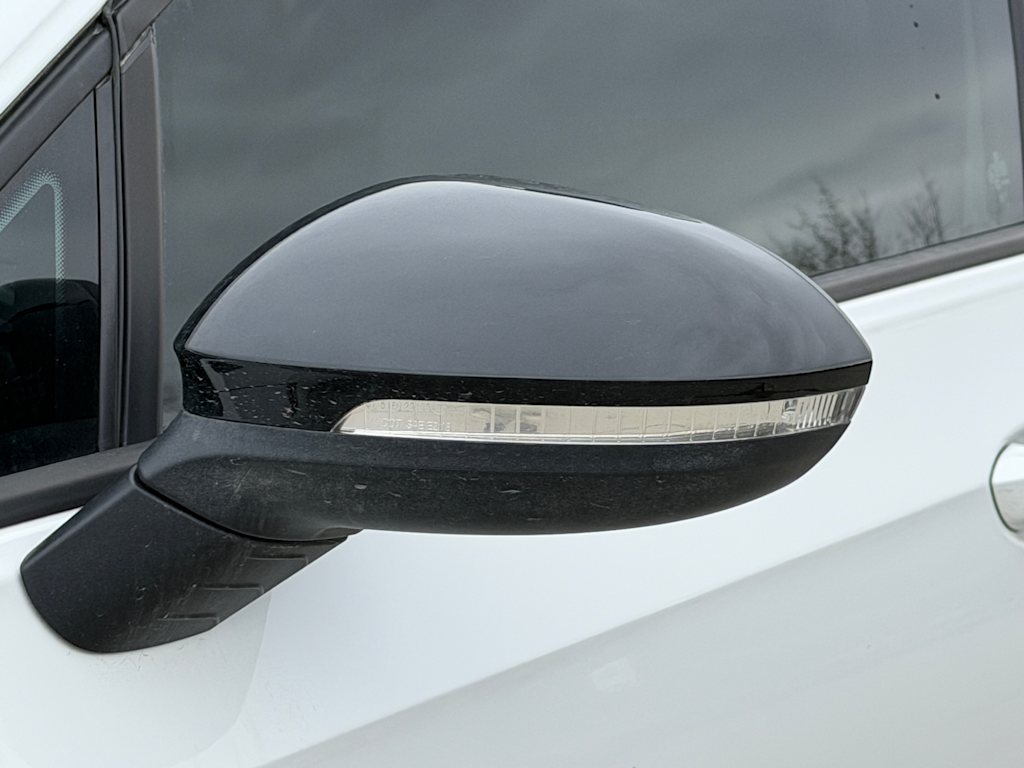 Thumbnail: 2024 Volkswagen Golf - 13