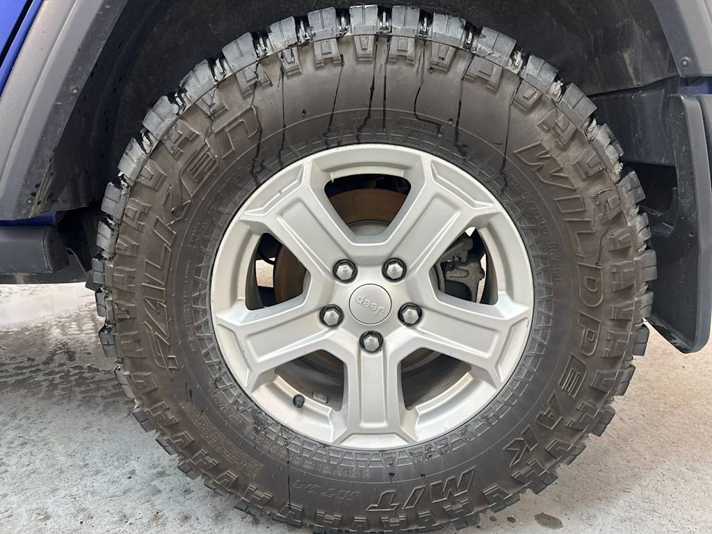 Thumbnail: 2019 Jeep Wrangler - 5