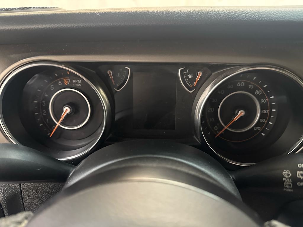 Thumbnail: 2019 Jeep Wrangler - 19