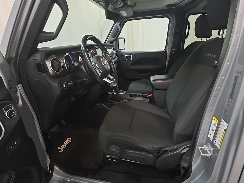 Thumbnail: 2020 Jeep Wrangler - 6