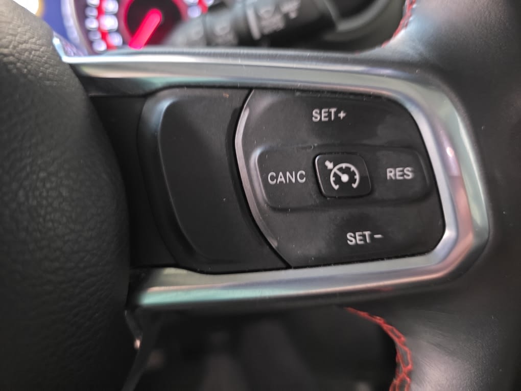 Thumbnail: 2018 Jeep Wrangler - 23