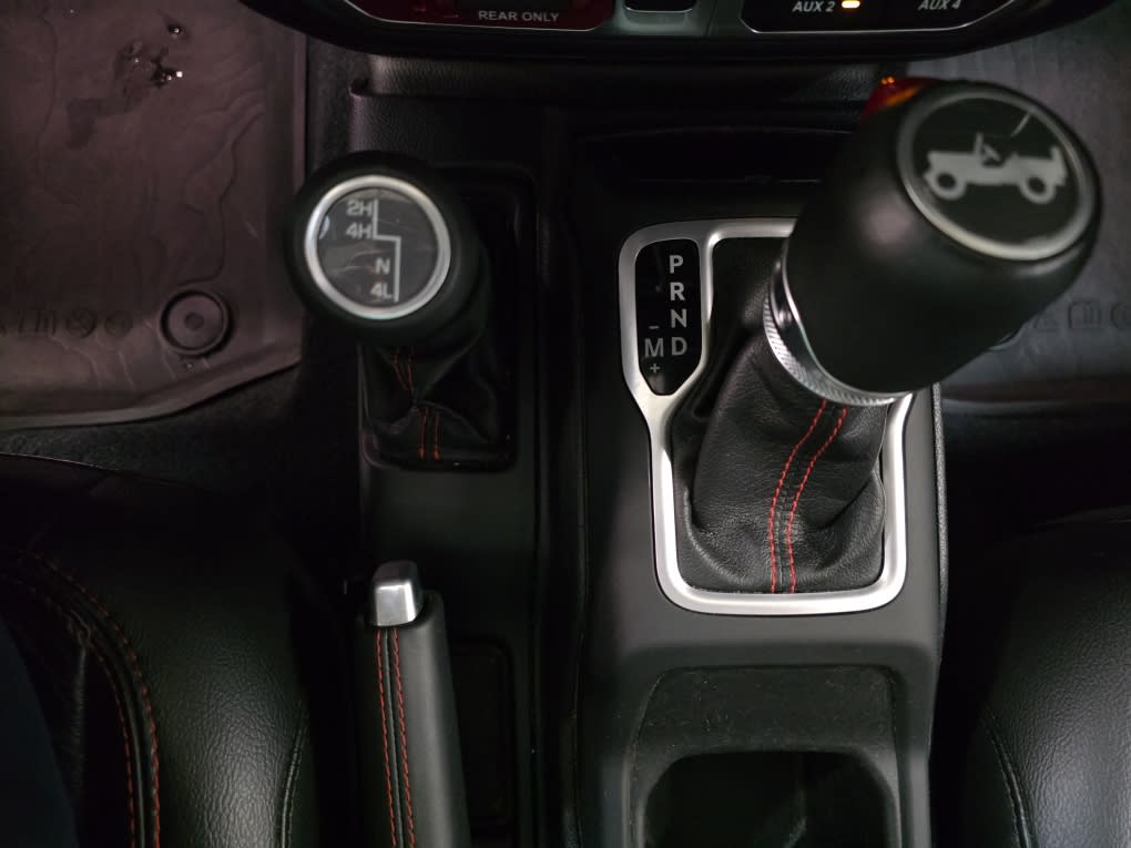 Thumbnail: 2018 Jeep Wrangler - 11