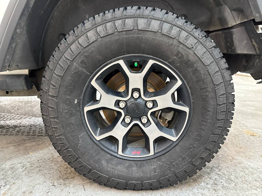 Thumbnail: 2019 Jeep Wrangler - 7