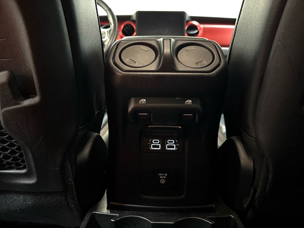 Thumbnail: 2019 Jeep Wrangler - 16