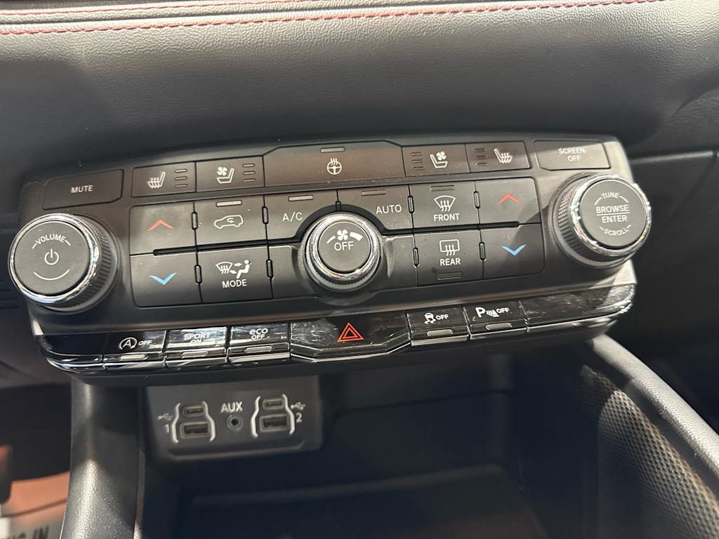 Thumbnail: 2023 Dodge Durango - 25