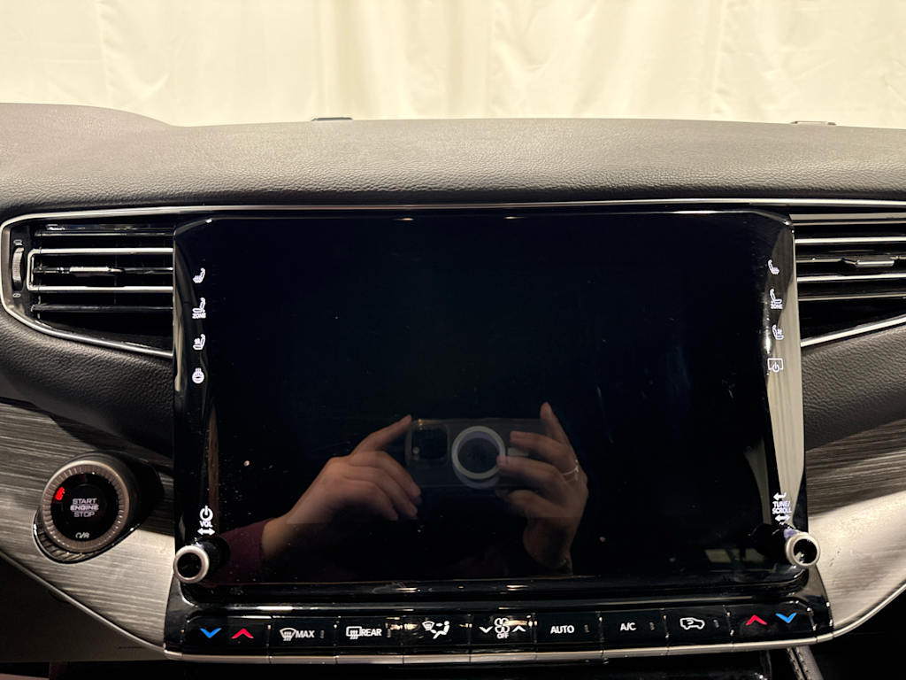 2024 Jeep Wagoneer L Series II - Photo 11