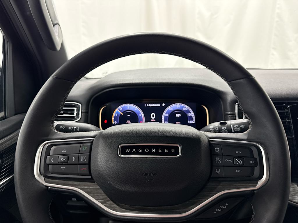 2024 Jeep Wagoneer L Series II - Photo 26