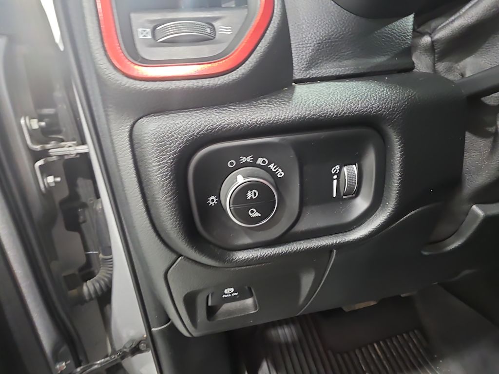 Thumbnail: 2020 RAM 1500 - 18